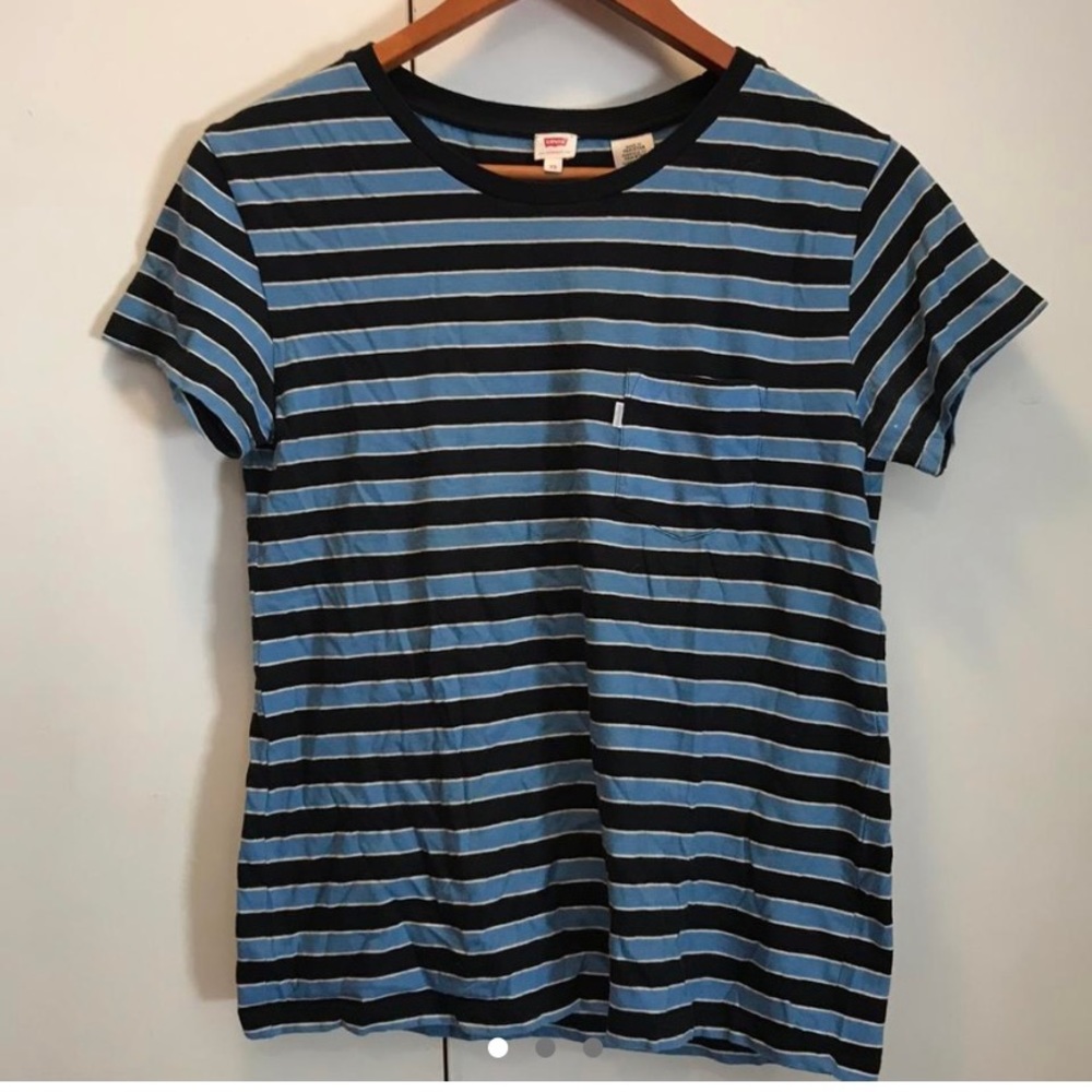 Levi’s striped tee